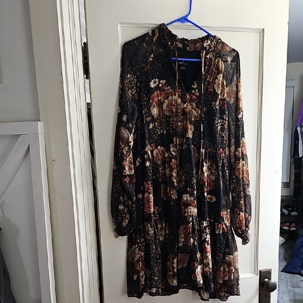 Ronni Nicole Black Floral Dress